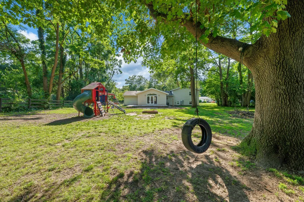 1523 Balmoral Lane Niles, MI 49120