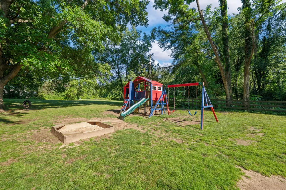 1523 Balmoral Lane Niles, MI 49120
