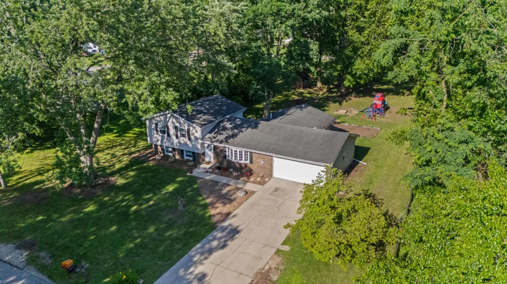 1523 Balmoral Lane Niles, MI 49120