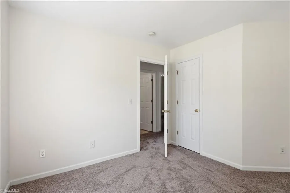 514 Walnut Crossing Drive Whitsett, NC 27377