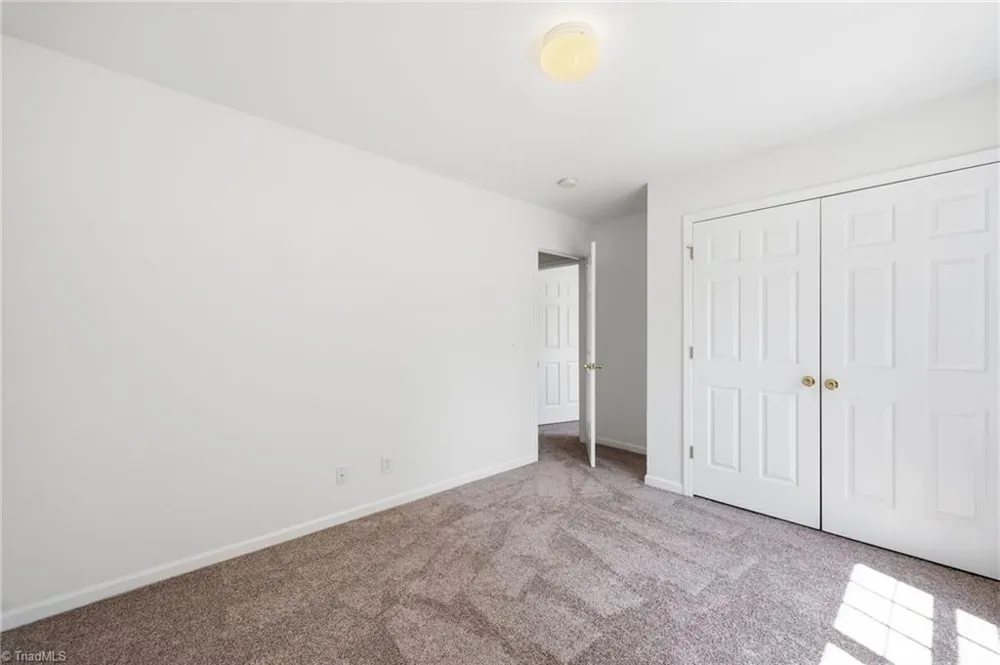 514 Walnut Crossing Drive Whitsett, NC 27377