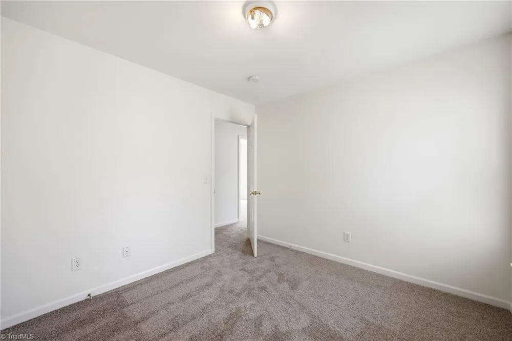 514 Walnut Crossing Drive Whitsett, NC 27377