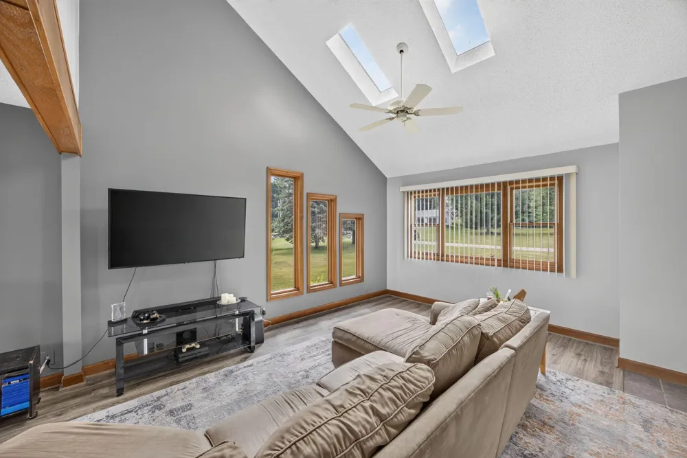 11520 Lookout Ridge Canadian Lakes, MI 49346