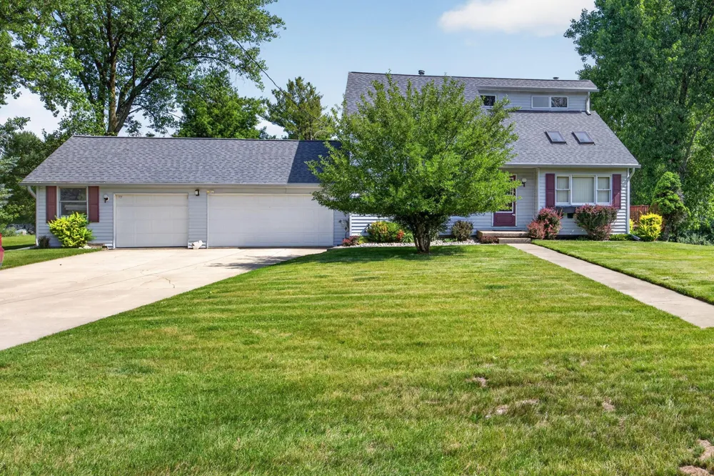 11520 Lookout Ridge Canadian Lakes, MI 49346