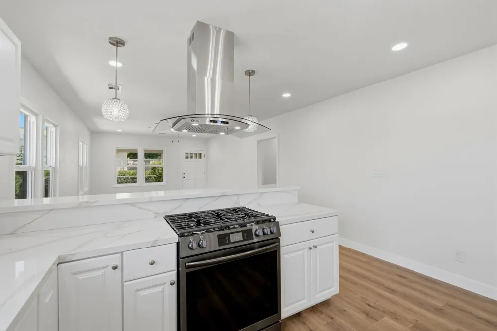 35 S Howland Street Porterville, CA 93257
