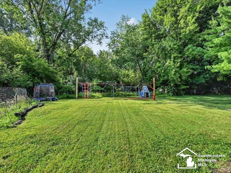 1257 Rutledge Drive Bedford Township, MI 48182