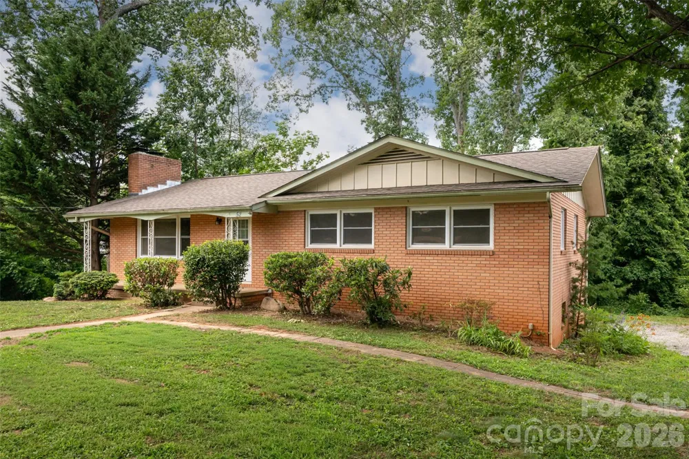 52 Blake Drive Arden, NC 28704