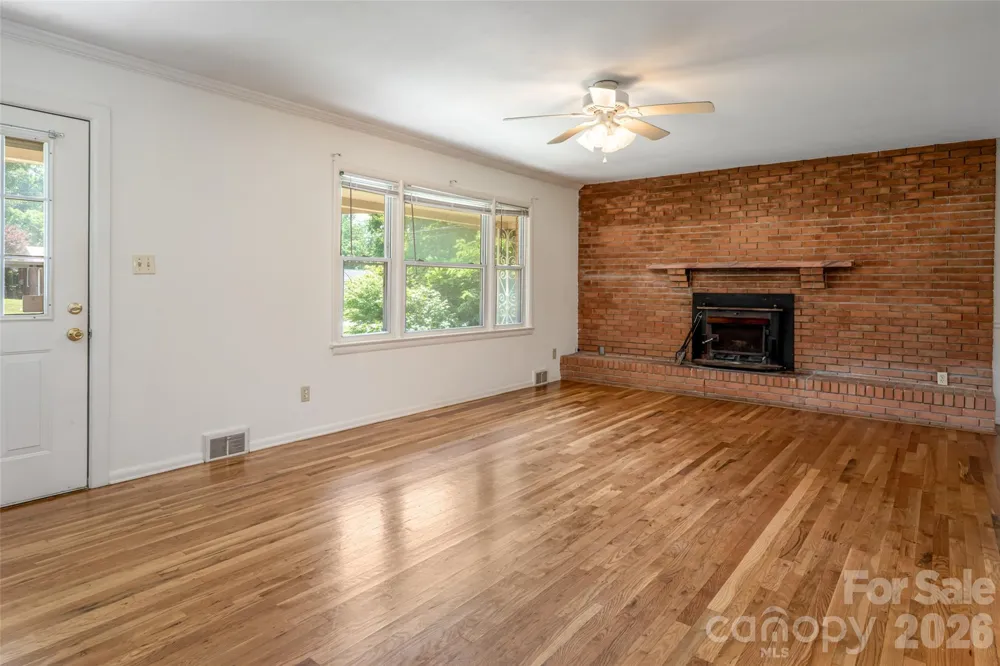 52 Blake Drive Arden, NC 28704