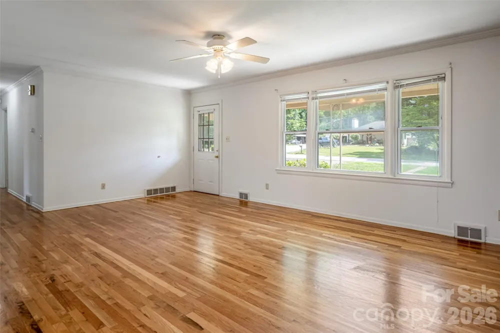 52 Blake Drive Arden, NC 28704