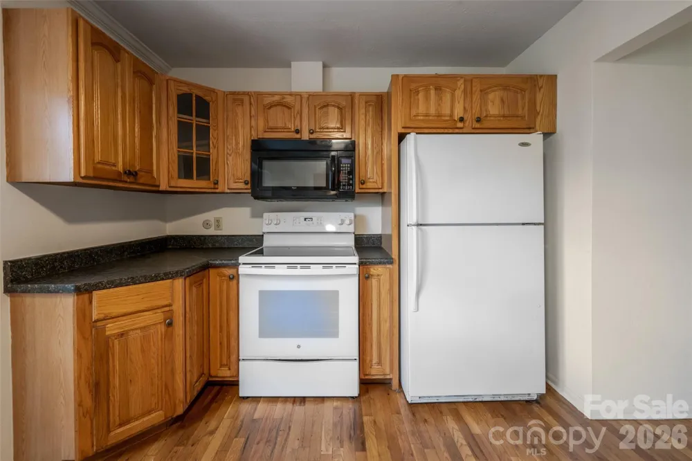 52 Blake Drive Arden, NC 28704