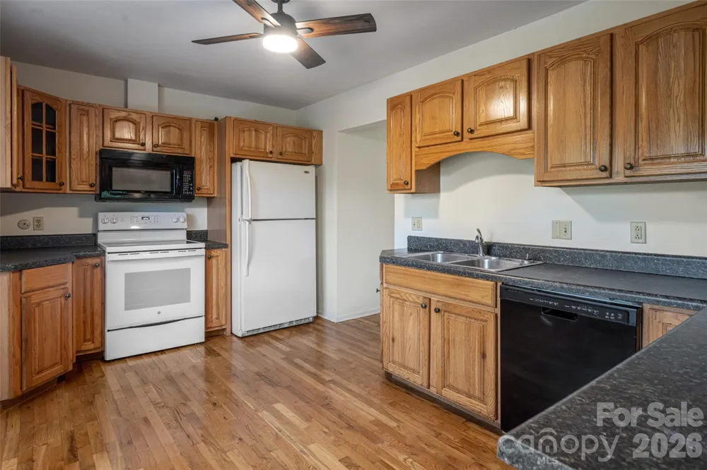 52 Blake Drive Arden, NC 28704