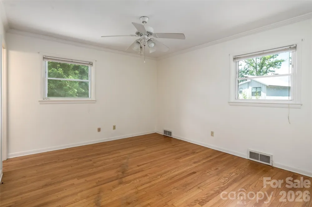 52 Blake Drive Arden, NC 28704