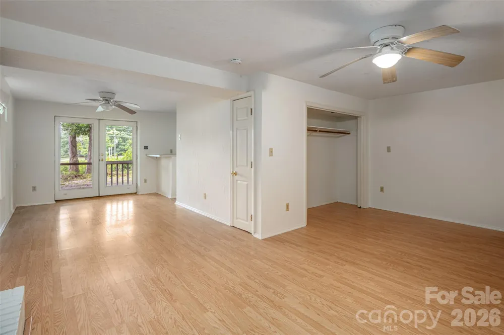 52 Blake Drive Arden, NC 28704