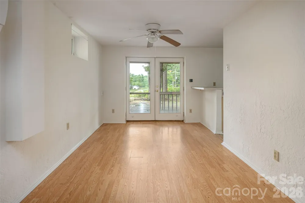 52 Blake Drive Arden, NC 28704