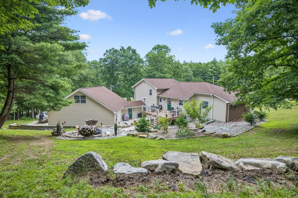 290 Goodstock Road Crossville, TN 38555