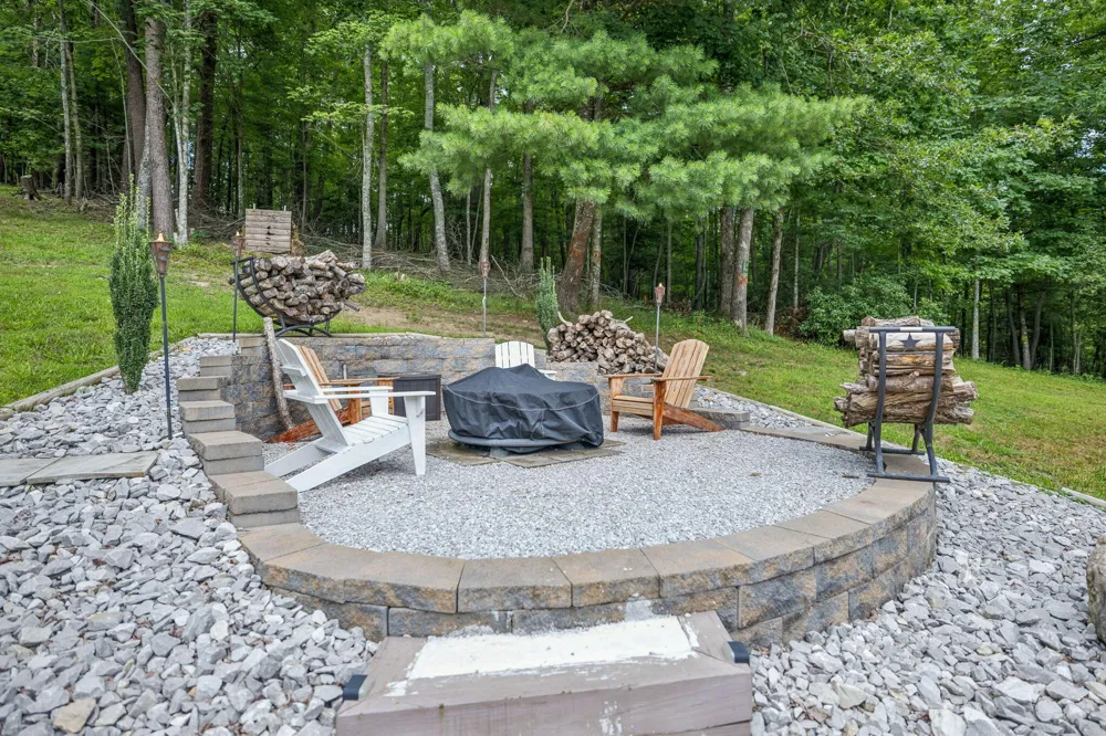 290 Goodstock Road Crossville, TN 38555