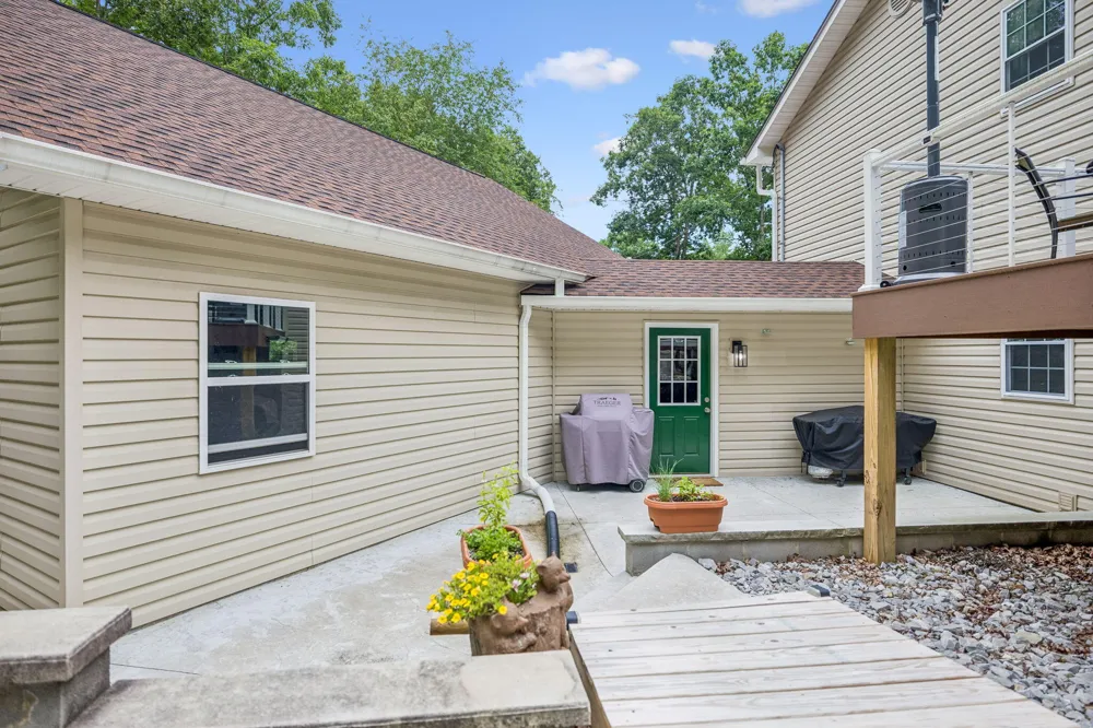 290 Goodstock Road Crossville, TN 38555