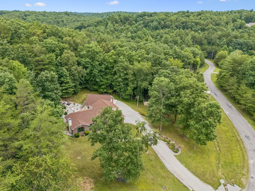 290 Goodstock Road Crossville, TN 38555