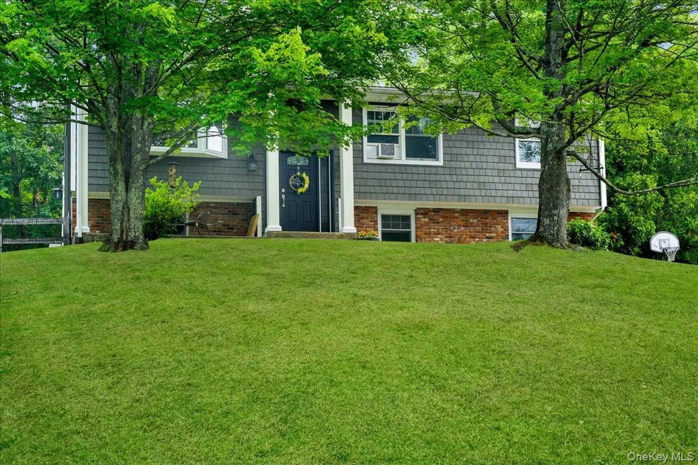 19 Saint Michaels Terrace Carmel, NY 10512