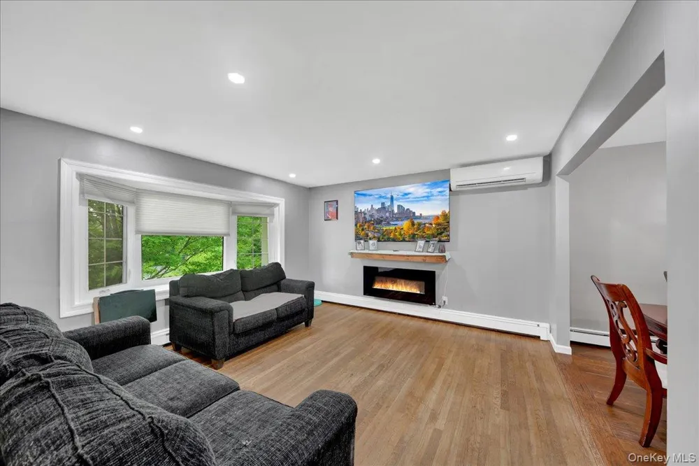19 Saint Michaels Terrace Carmel, NY 10512