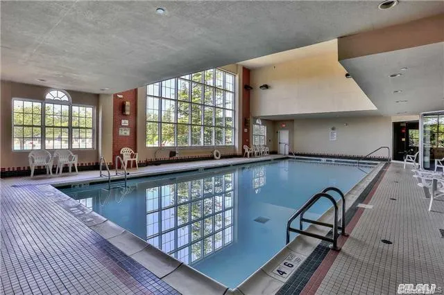 84 Kate Circle Middle Island, NY 11953