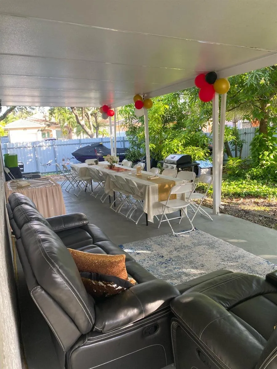 16307 NW 91st Avenue Miami Lakes, FL 33018
