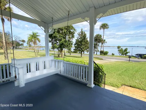 2811 Indian River Drive