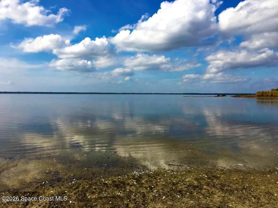 4000 Sr 46 Geneva, FL 32732