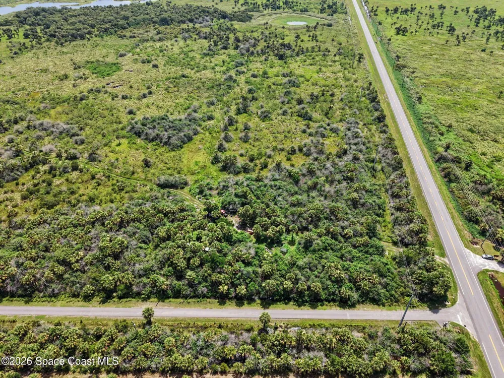 4000 Sr 46 Geneva, FL 32732