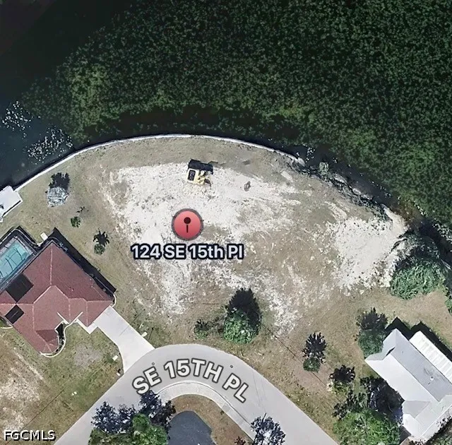 SE 15th Place Cape Coral, FL 33990