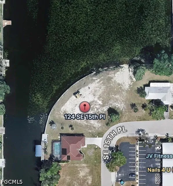 SE 15th Place Cape Coral, FL 33990