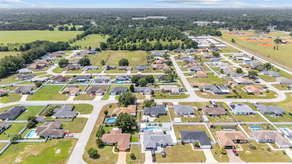 6880 SE 103RD PLACE Belleview, FL 34420