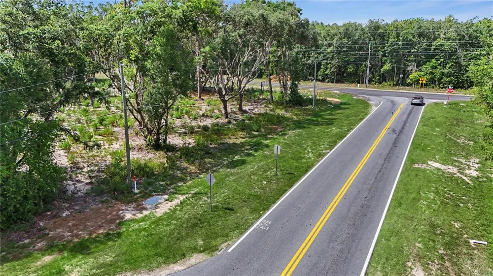 3 BAY DRIVE Ocklawaha, FL 32179