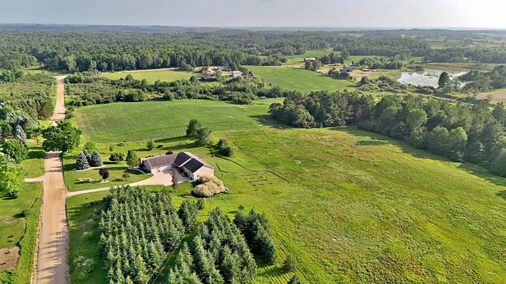18281 Tustin Road Burdell Township, MI 49688
