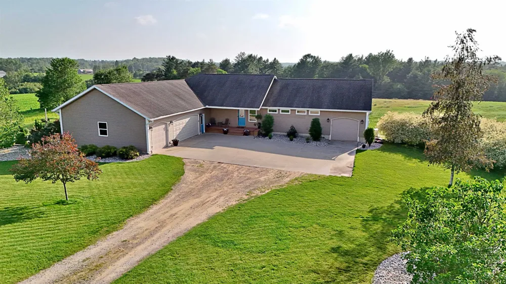 18281 Tustin Road Burdell Township, MI 49688
