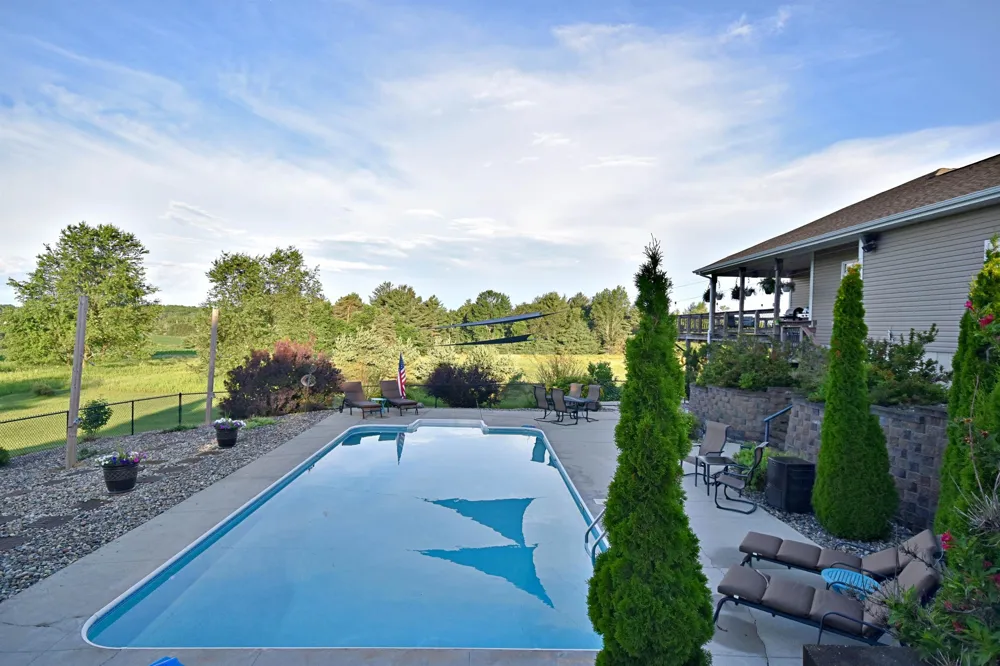 18281 Tustin Road Burdell Township, MI 49688