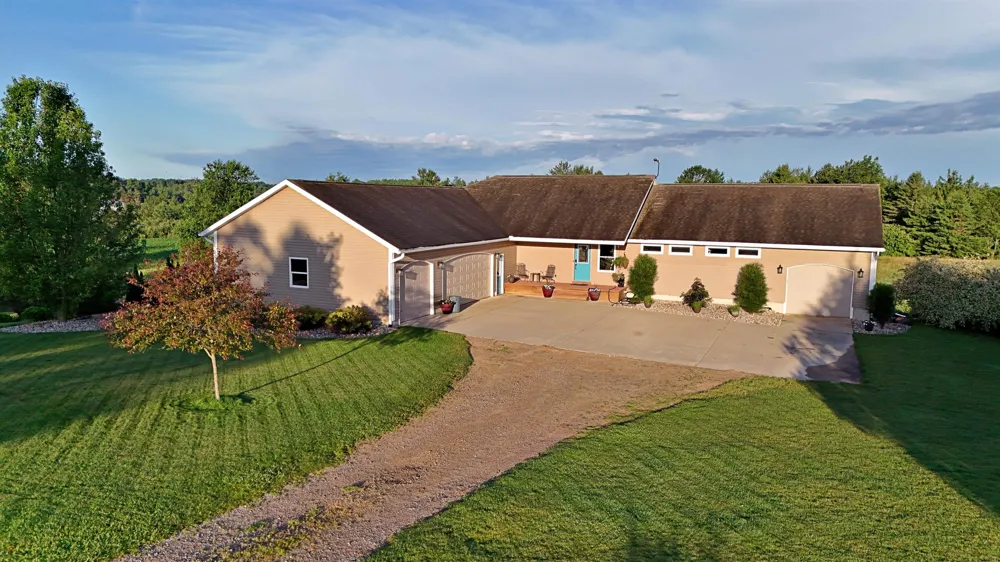18281 Tustin Road Burdell Township, MI 49688