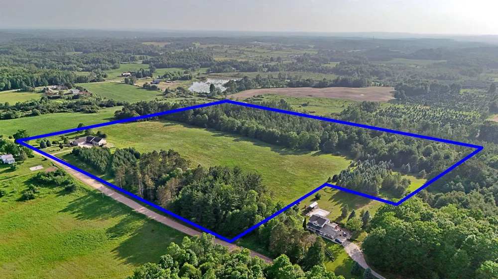 18281 Tustin Road Burdell Township, MI 49688