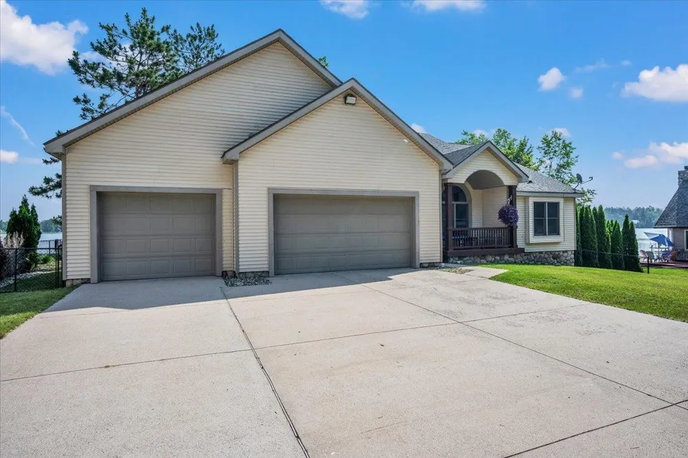 8382 Grace Street Plainfield Township, MI 48739