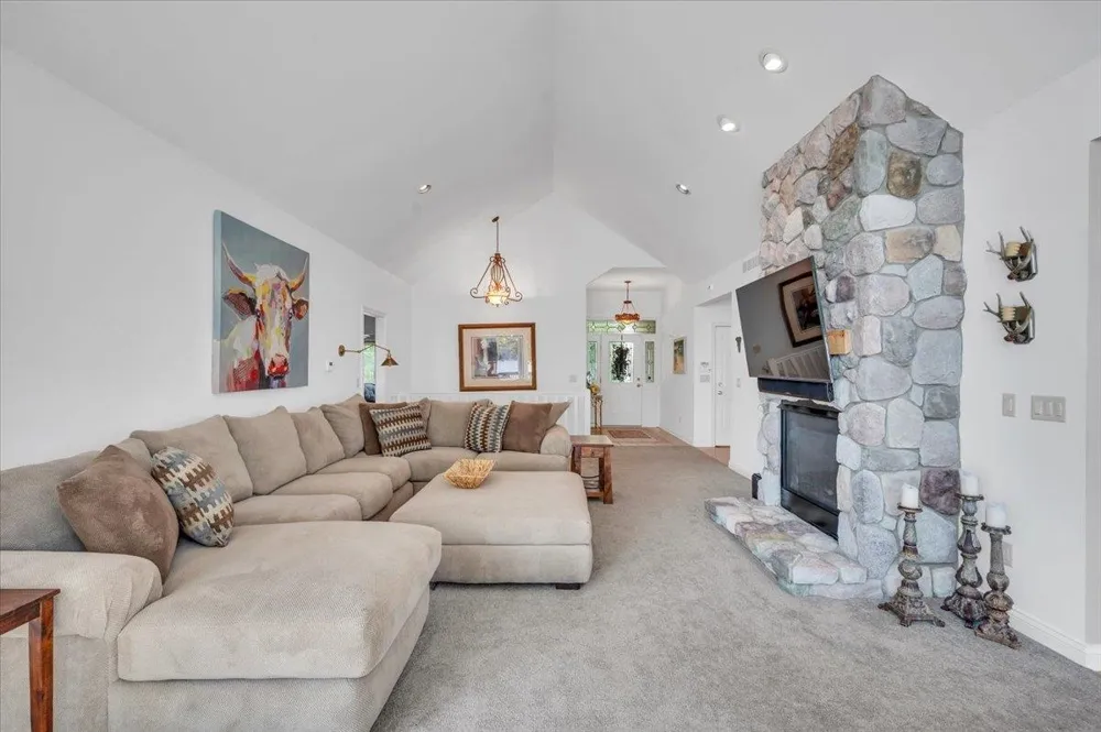 8382 Grace Street Plainfield Township, MI 48739