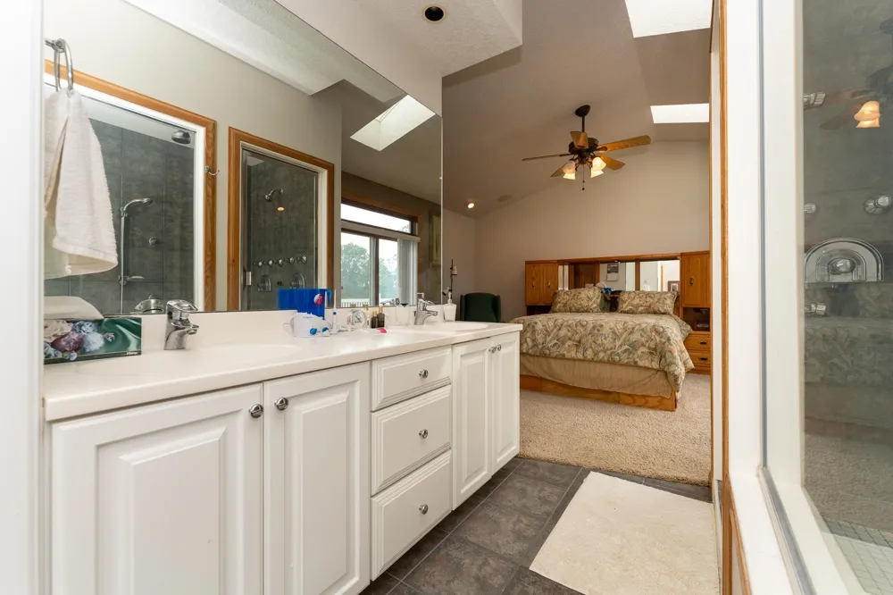 1081 Bundy Drive Broomfield Township, MI 48893