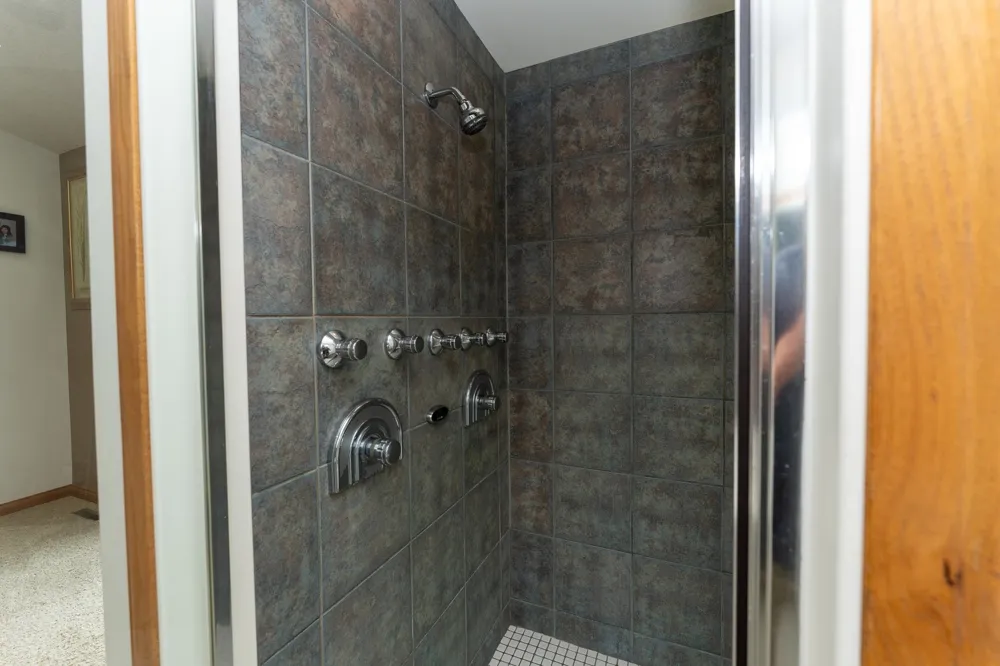 1081 Bundy Drive Broomfield Township, MI 48893