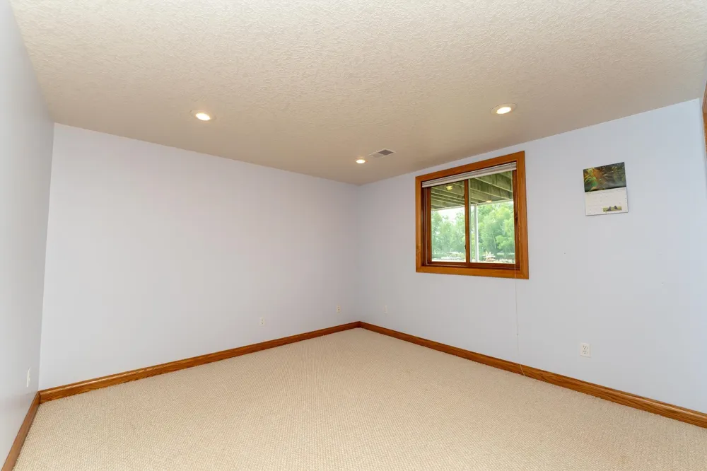 1081 Bundy Drive Broomfield Township, MI 48893