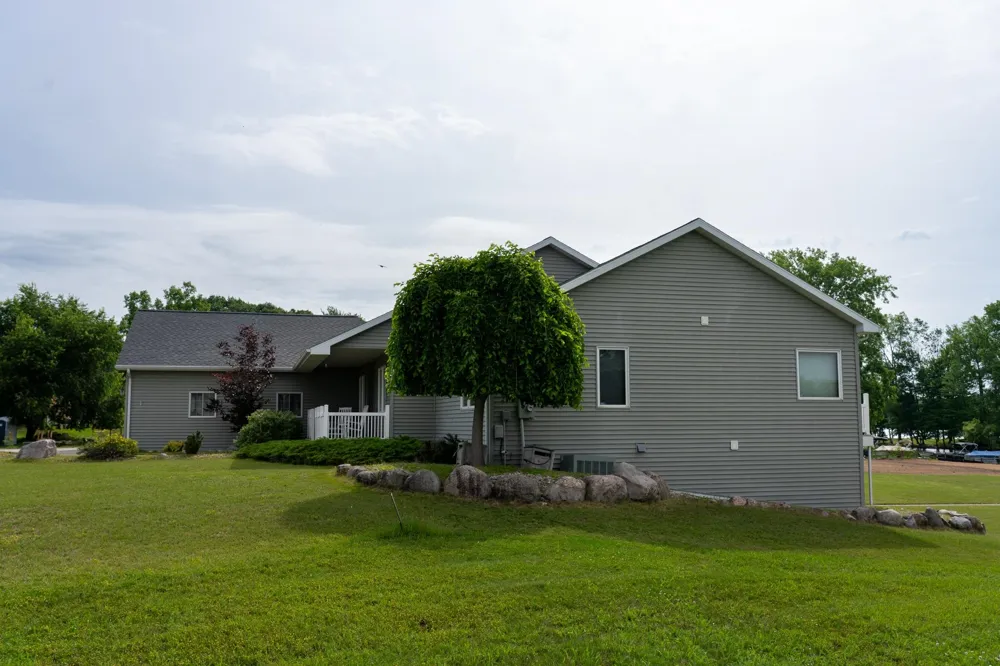 1081 Bundy Drive Broomfield Township, MI 48893