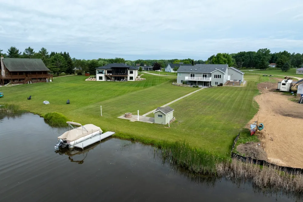 1081 Bundy Drive Broomfield Township, MI 48893