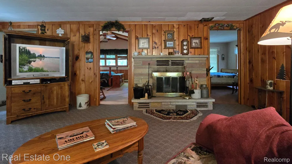 4233 Pheasant Road Alcona Township, MI 48742