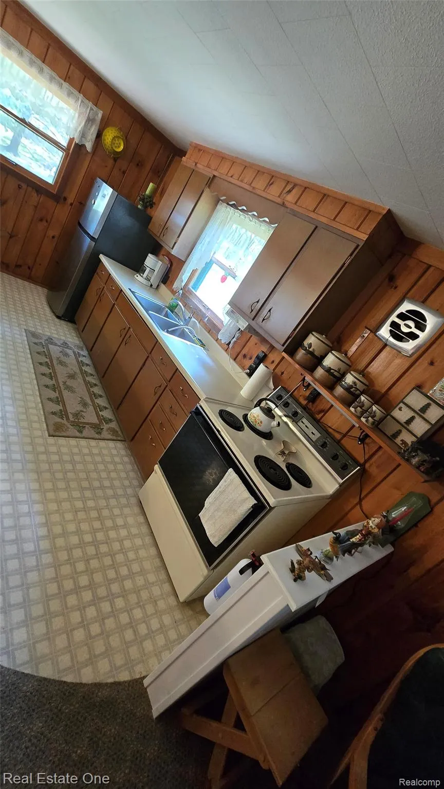 4233 Pheasant Road Alcona Township, MI 48742