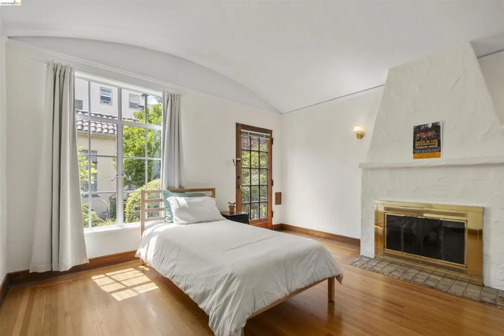 2444 Virginia #B Berkeley, CA 94709