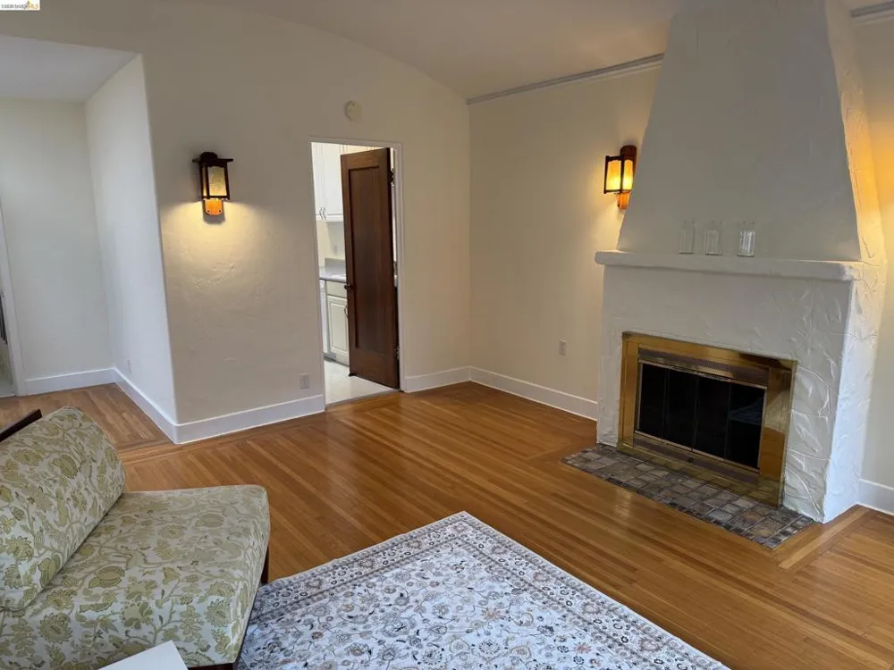 2444 Virginia #B Berkeley, CA 94709