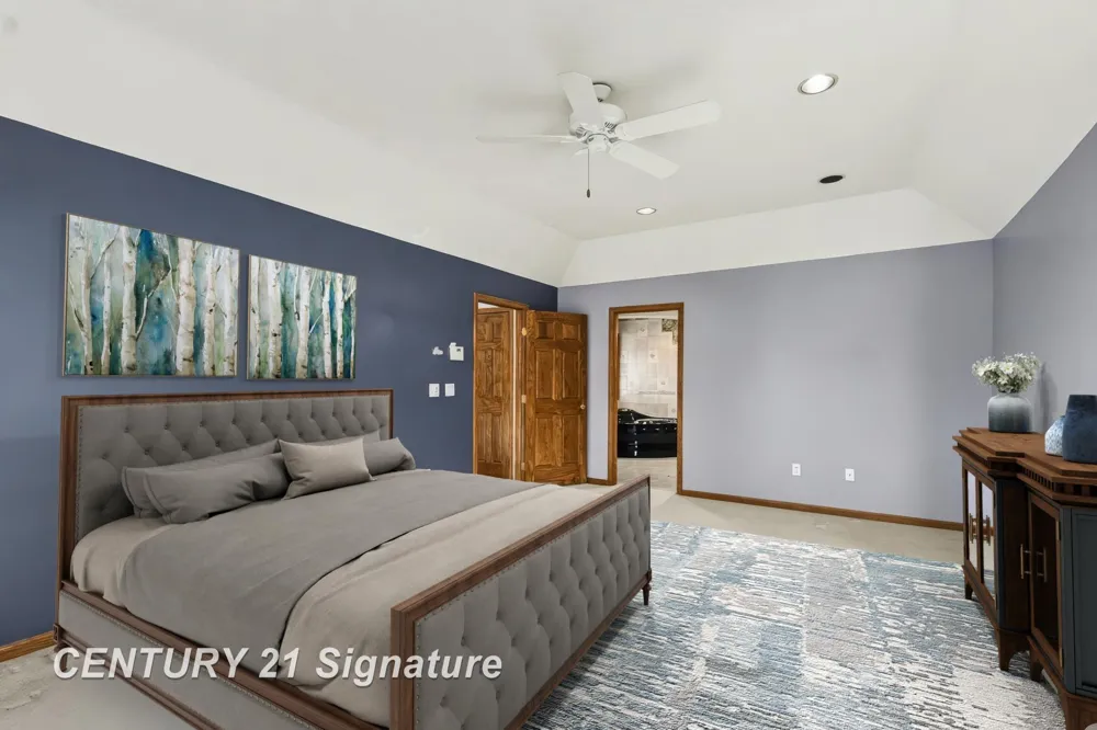 1944 E Lake Circle Drive Thomas Township, MI 48609